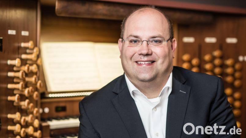 Der Kirchenmusiker an der Stadtkirche Bayreuth, Michael Dorn. Bild: Manuel Mauer/exb