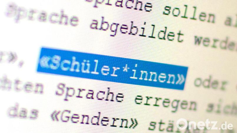 Gender-Zeichen: Zwischen männlicher und weiblicher Form wird ein Sternchen, Unterstrich oder Doppelpunkt ergänzt. Die Sonderzeichen stehen für alle, die sich weder dem weiblichen noch dem männlichen Geschlecht zuordnen wollen. Bild: Gregor Bauernfeind