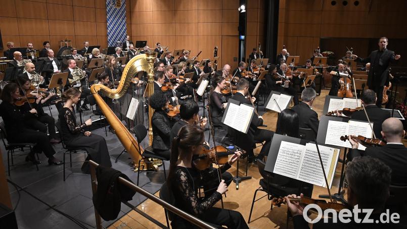 Bereits 2020 gastierten die Hofer Symphoniker im Amberger ACC. Am 5. Januar sind sie im Stadttheater. Archivbild: Petra Hartl