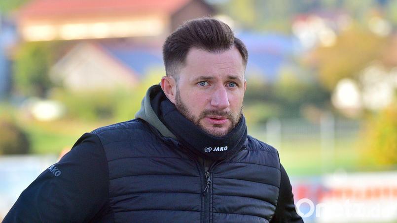Dominic Rühl, einst auch beim SV Hahnbach, ist nur noch bis Sommer Trainer beim VfB Eichstätt. Bild: dme