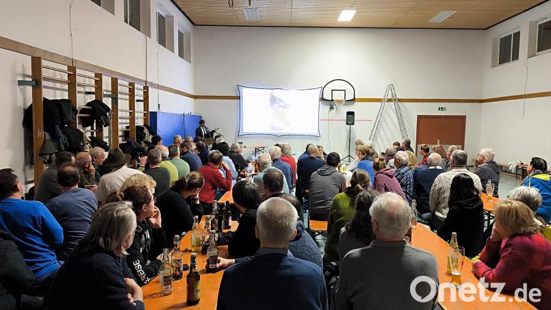 Gut besucht war die Bürgerversammlung in Neustadt am Kulm Bild: jma