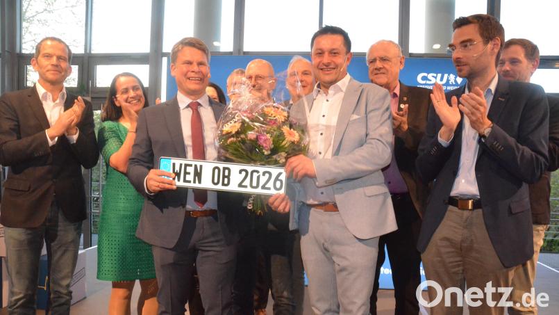 Benjamin Zeitler (3.v.l) ist der Oberbürgermeisterkandidat der Weidener CSU. Bild: Kunz
