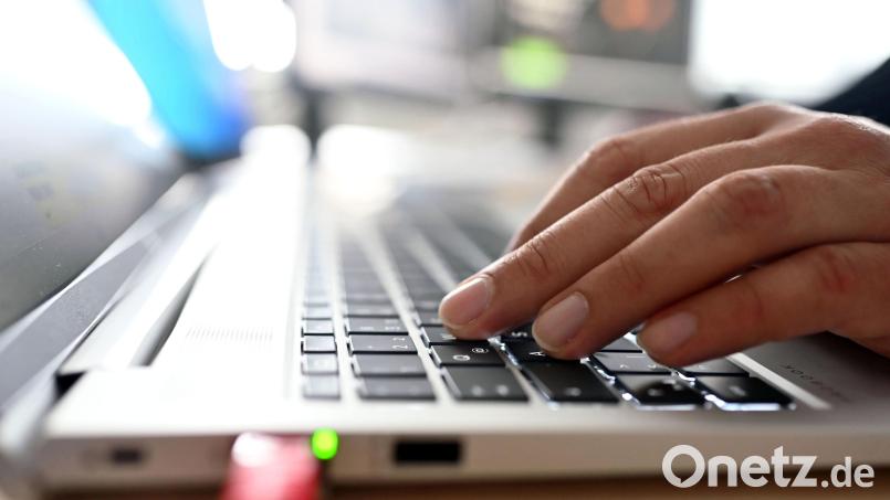 Pishing-Mails sind eine Gefahr Symbolbild Uli Deck/dpa