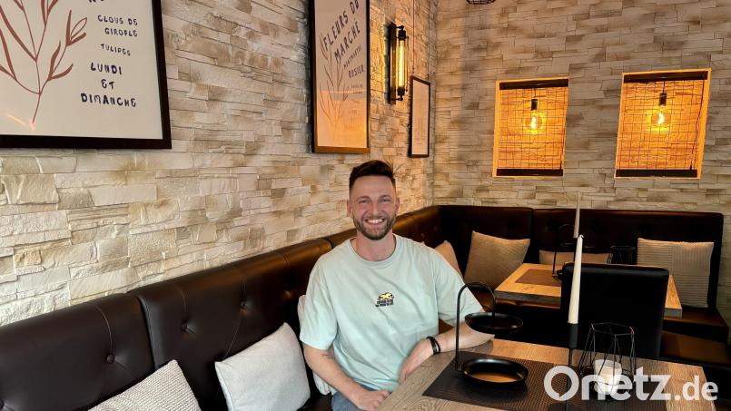 Am 1. Mai eröffnete Sandro Hofacker die Cafébar &quot;Santorino&quot;. Bild: mcl