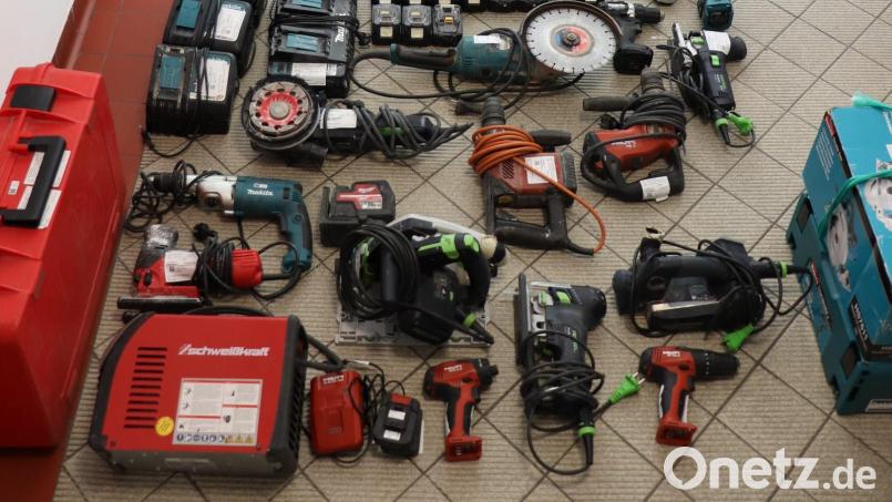 Sichergestellte Baumaschinen. Bild: PP Oberpfalz