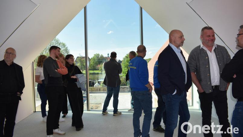 Aus dem ehemaligen Lenzbräu-Gebäude ist ein Ort der Gemeinschaft und Begegnung geworden. Am Freitag eröffnete hier das Interkulturelle Bürger- und Familienzentrum in Kemnath. Bild: lue