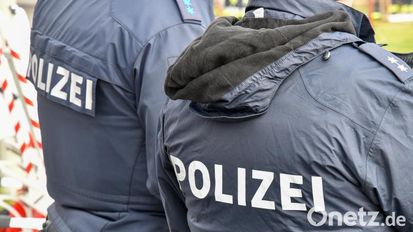 Die Polizei ermittelt im Fall eines Onlinebetrugs. Eine Frau hat bezahlte Schuhe nicht erhalten. Symbolbild Petra Hartl