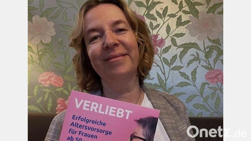 Claudia Kneifel hat ein Buch mit Tipps zur Altervorsorge von Frauen geschrieben. Bei der Leipziger Buchmesse im Frühling wurde es vorgestellt. Bild: Gwendolin Kneifel
