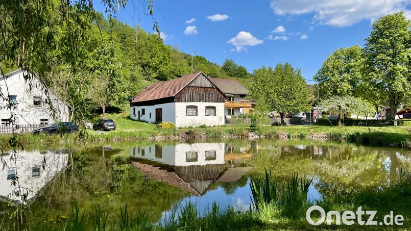 Beim Fotowettbewerb des Oberpfälzer Seenlandes sind malerische Motive gefragt, wie hier der Ortskern von Sollbach bei Bruck. Bild:  Zweckverband Oberpfälzer Seenland | Nathalie Rebholz