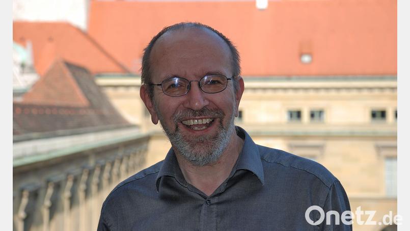 Anthony Rowley forscht zum Thema Mundarten und Dialekte. Bild: Anthony Rowley/exb