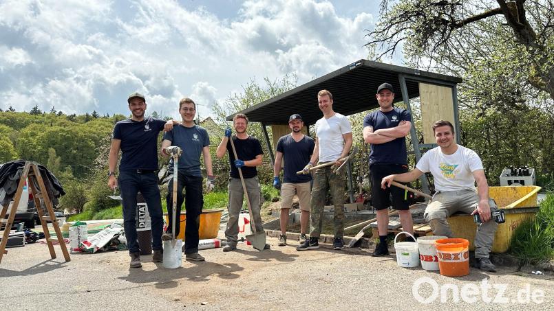 Die Mitglieder des Round Table 235 Amberg-Sulzbach wollen kräftig mit anpacken (von links): Christof Dehling, Sebastian Dorfner, Sebastian Kramer, Patrick Dirr, Martin Biehler, Moritz Schwarz und Dominik Lenz. Bild: Dominik Lenz
