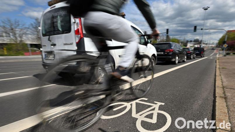 64 Teams haben sich in Sulzbach-Rosenberg bislang fürs Stadtradeln registriert. Die Kampagne läuft in der Stadt noch bis 5. Juni. Es geht um die Stärkung des Radverkehrs, den Klimaschutz und um Bewegung an der frischen Luft. Symbolbild: Martin Schutt/dpa