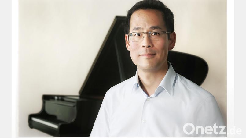 Yuuki Oba spielt Stücke bekannter Komponisten, die von europäischen Volkstänzen inspiriert sind. Bild: HP Zierer/exb