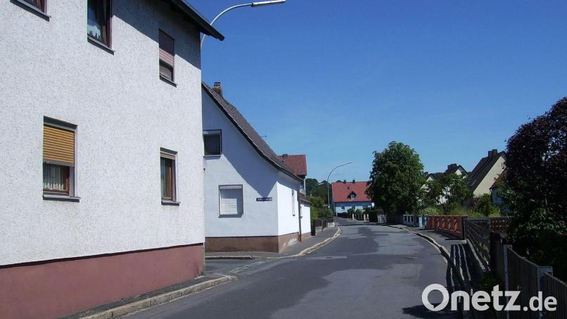 Einen planerischen &quot;Booster&quot; für die Steinbühlsiedlung erhofft sich die Stadt Pressath von einer Bewerbung für das bayerische Landstadt-Förderprogramm. Bild: Bernhard Piegsa