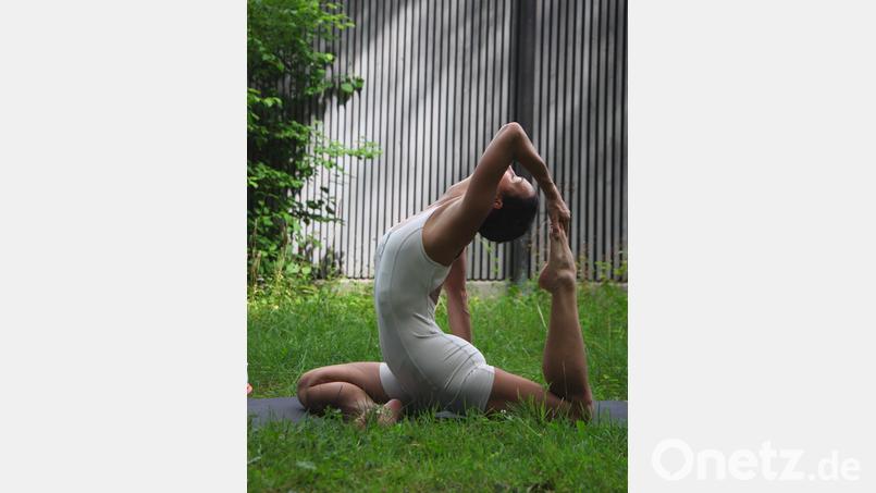 „Yoga hilft mir sehr. Vor den Rennen versuche ich immer kurz zu meditieren, mir fünf Minuten zu nehmen, um auf meine Atmung zu achten und die Gedanken runterzufahren.“ Bild: Stefan Welltea | Instagram: @welltea