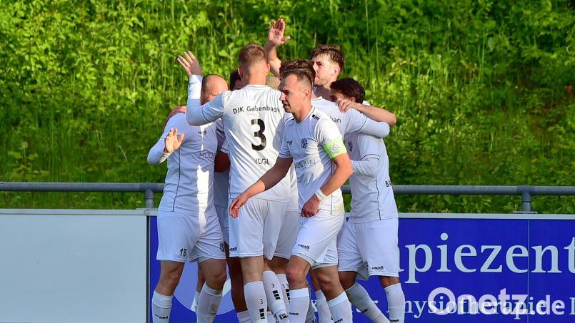 Torjubel nach dem 2:0 für die DJK Gebenbach. Bild: Dirk Meier