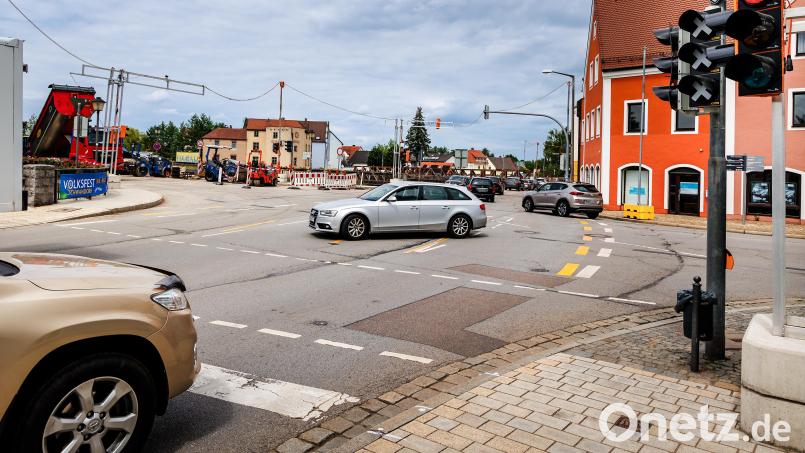 Die Beer-Kreuzung ist ein Dreh- und Angelpunkt des Verkehrs in Schwandorf. Ab 4. Juni ist sie für über vier Wochen gesperrt. Bild: Hösamer