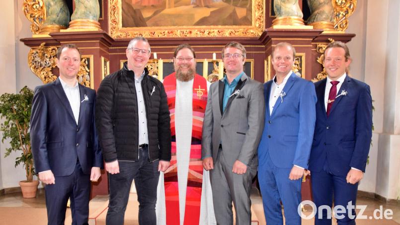 von links: Norbert Rüppel, Christian Knahn, Diakon Bernd Deyerl, Thomas Pirner, Joachim Lederer und Christian Stadter Bild: Heidi Kurz