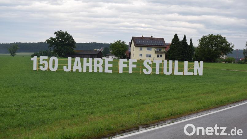 Das Gründungsfest der Feuerwehr Stulln steckt voll in der Vorbereitung. Die Gemeinde Stulln unterstützt dabei den Feuerwehrverein finanziell. Bild: bnr