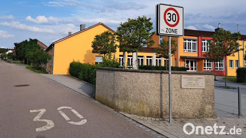 So wie die Heidestraße sollen in Steinberg am See alle Wohnstraßen als &quot;Tempo-30-Zonen&quot; ausgewiesen werden. Bild: Hirsch