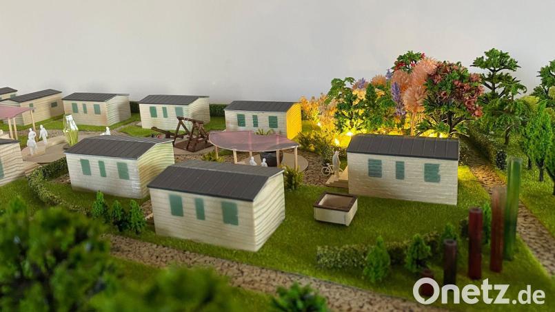 Dieses Modell vermittelt einen Eindruck davon, wie das geplante &quot;Sezi Village&quot; in Mitterteich einmal aussehen soll. Nach wie vor läuft das Genehmigungsverfahren. Archivbild: Dornheim-Innenarchitekten/exb