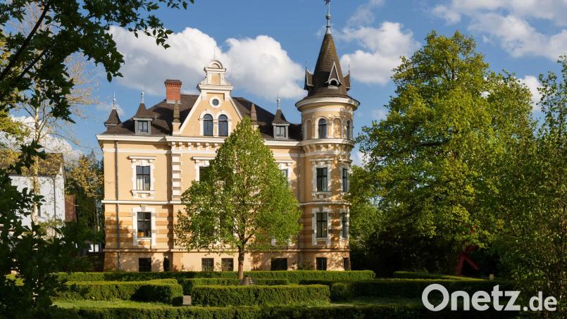 Die Kebbel Villa in Schwandorf wird ab Juli 2025 für einen barrierefreien Umbau geschlossen. Bild: Clemens Mayer
