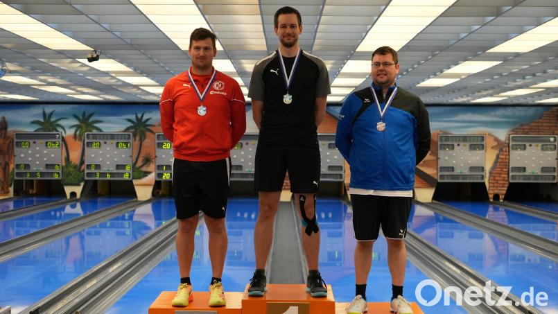 Thomas Immer (links, Rot-Weiß Hirschau) wurde in Augsburg Bayerischer Vizemeister in der Kegel-Disziplin Sprint. Bild: ruw