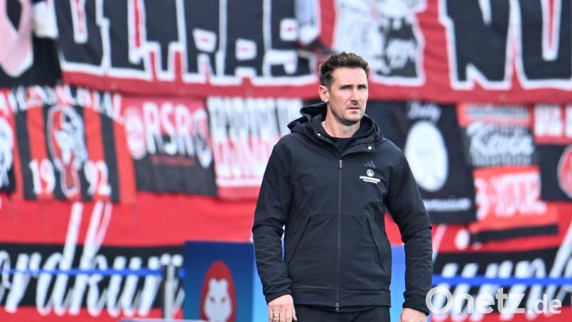 Miroslav Klose bekommt ein weiteres Talent für seinen Kader. Bild: Swen Pförtner/dpa