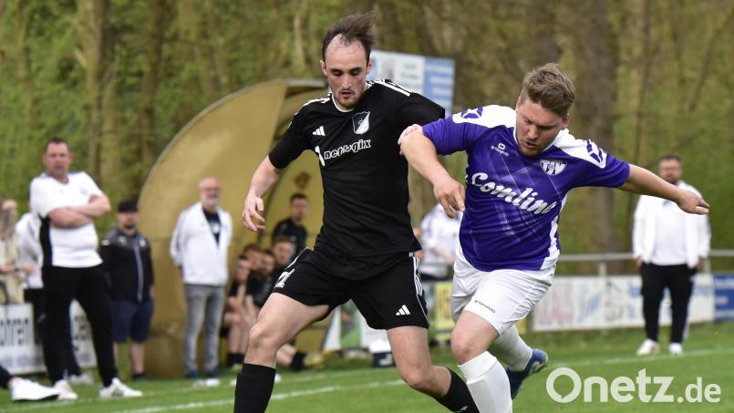 Zum Duell zwischen dem TSV Detag Wernberg (lila Trikots) und dem SV Kemnath kommt es auch in der neuen Saison in der Kreisliga West wieder. Archivbild: mhs
