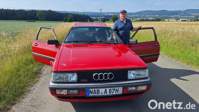 Hans Mutzbauer ist seiner &quot;Jugendliebe&quot; treu: Seit 17 Jahren gehört ihm dieser Audi Coupé, von dem er schon mit 18 Jahren träumte. Bild: bl