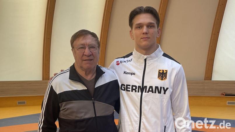 Adam Leifridt (rechts) und sein Trainer Peter Leifridt. Bild: Vladimir Lukaschewitsch