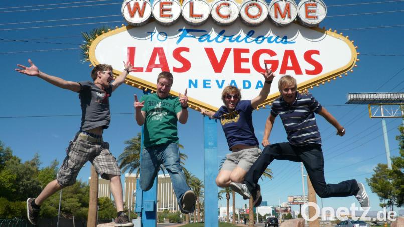 Rockmusik, bayerische Elemente und eine gute Show. Damit haben es die &quot;Rotzlöffl&quot; bis nach Las Vegas geschafft. Unser Bild zeigt sie bei einem Gastspiel im Jahr 2011. Bild: Christoph Plank/exb