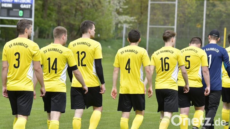 Nach dem Abstieg in die Kreisklasse geht es für die Zweitvertretung des SV Hahnbach am ersten Spieltag der neuen Saison gegen den TSV Königstein II – aus der A-Klasse aufgestiegen und ebenfalls neu in der Liga. Archivbild: Hubert Ziegler