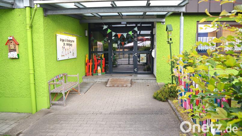 Die Kindergärten sind ein Dauerthema im Hirschauer Stadtrat. Hier der Eingang zum Kindergarten St. Wolfgang. Bild: fdl
