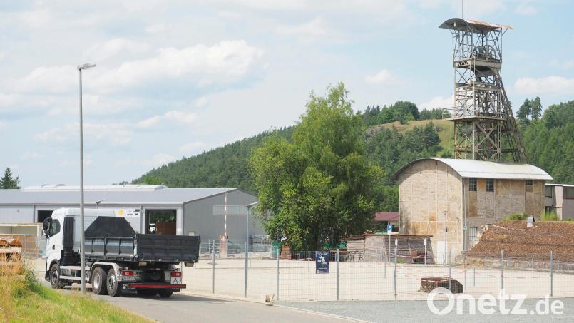 Das Gewerbegebiet bei Nitzlbuch neben dem Bergbaumuseum Maffei soll erweitert werden. Geplant ist laut dem Eigentümer eine Bauschutt-Recycling-Anlage. Bild: kek