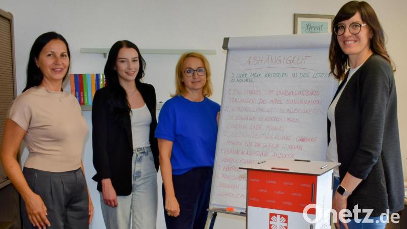 Das sind die Ansprechpartnerinnen in der Fachambulanz der Caritas-Suchtberatung in Tirschenreuth: Diplom-Psychologin Carmen Iclozan (von links), Sozialpädagogin Anna Hironimus, Diplom-Psychologin Angela Wittmann und Diplom-Sozialpädagogin sowie Leiterin der Fachambulanz Myriam Peschek. Bild: Lucia Brunner [lue] (lucia.seebauer@oberpfalzmedien.de)