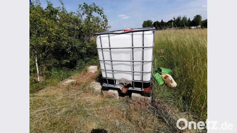 Einer der Container wurde gestohlen, vom zweiten fehlen die Ablaufhähne. Bild: fg