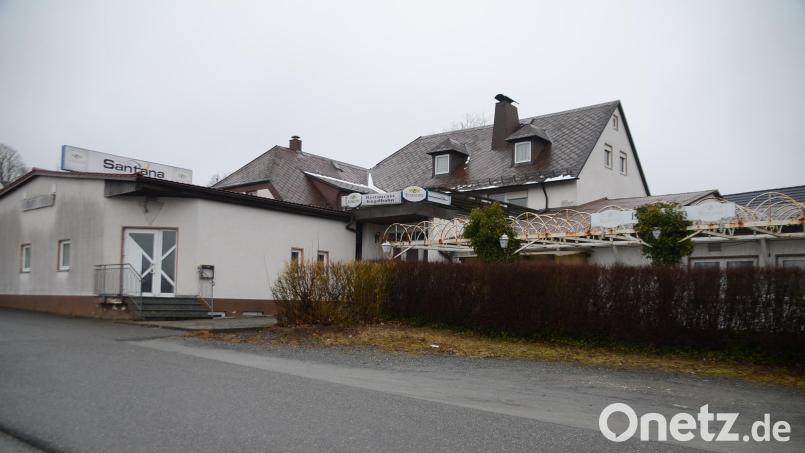 Jahrzehntelang war die Kegelbahn in der Santana-Gaststätte die sportliche Heimat des Kegelvereins Gut Holz. Beide teilen sich nun mit dem Aus das gleiche Schicksal. Bild: ak