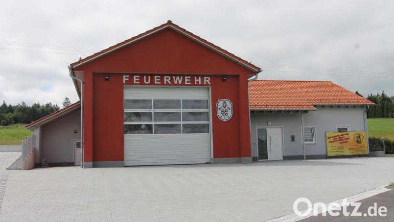Die Feuerwehr Brünst freut sich schon auf ihr neues Domizil. Bild: pi