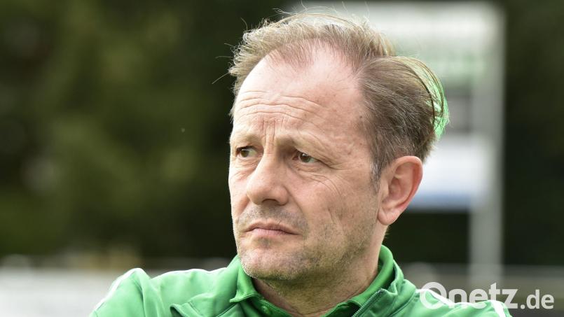 In den vergangenen beiden Spielzeiten trainierte Adi Götz den FC Wernberg. Nun ist er zu seinem Ex-Verein SV Schwarzhofen zurückgekehrt. Bild: mhs