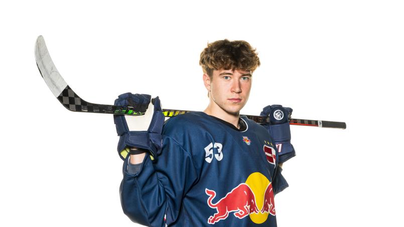 Paul Vinzens tauscht künftig wieder das Red-Bull-Trikot gegen das der Blue Devils Weiden. Bild: Bruno Dietrich / City-Press GmbH Bildagentur