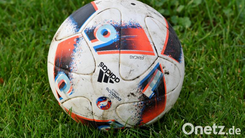 Die Ü40 des ATSV Tirschenreuth fiebert dem Duell mit der Ü40 des FC Bayern München beim Landesfinale in Dingolfing entgegen. Symbolbild: ref