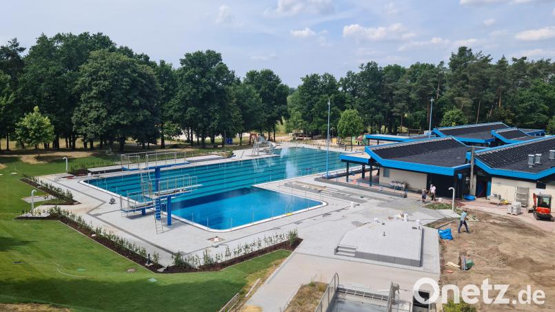 Noch liegt das Waldbad ruhig da. Doch ab dem 18. Juli startet wieder der Badebetrieb. Bild: sne