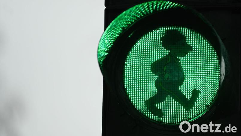 Aus Bamberg kommt der Kinderbuchklassiker „Das Sams“. Es ist dort auch auf Ampeln verewigt. Diese fielen wegen des Stromausfalls teils aus. Bild: Nicolas Armer/dpa