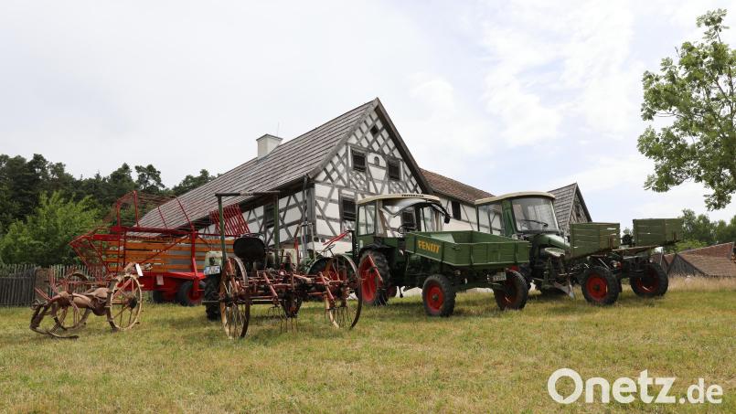 Viele alte Maschinen können bestaunt werden. Bild: Eva Gröninger/exb