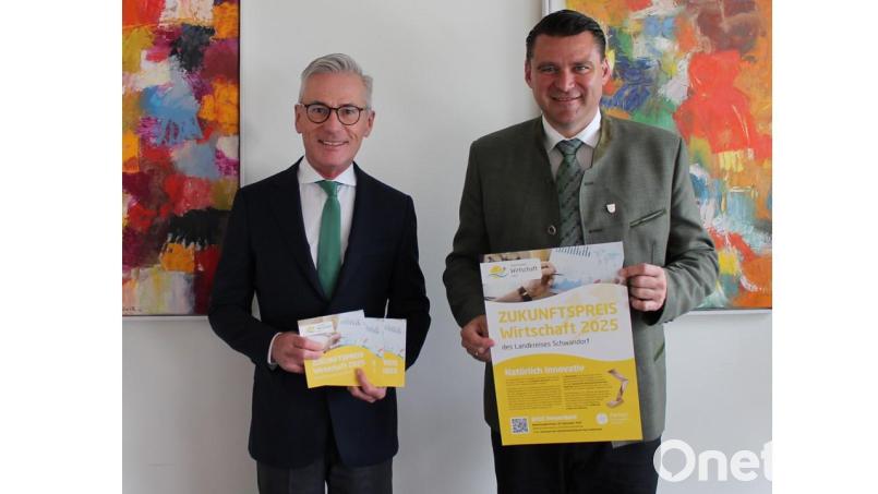 Vereinsvorsitzender Werner Heß und Landrat Thomas Ebeling freuen sich auf zahlreiche Bewerbungen. Bild: Manuel Lischka, Landratsamt Schwandorf