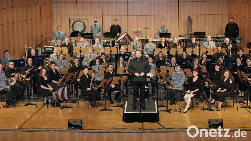 Reservistenmusikzug Oberpfalz unter musikalischer Leitung von Thomas Prechtl. Bild: Reservistenmusikzug Oberpfalz