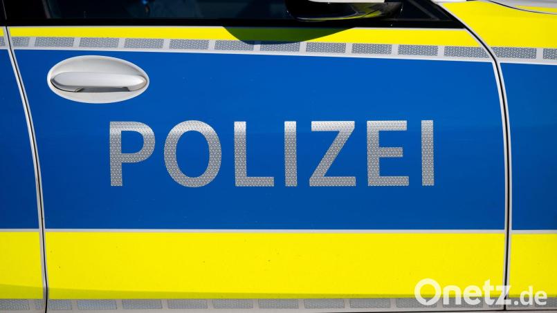 Die Polizei ermittelt gegen den Autofahrer. Symbolbild: Sven Hoppe/dpa