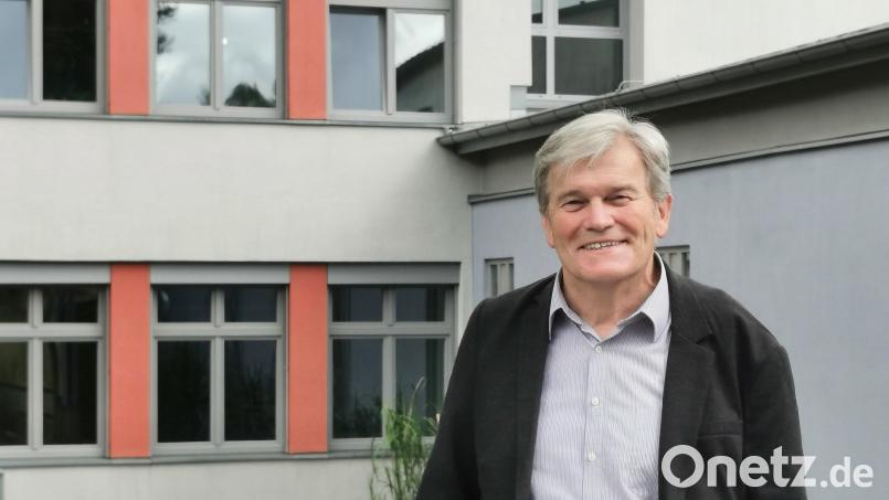 Werner Winderl, seit 2016 Rektor der Doktor-Eisenbarth-Mittelschule Oberviechtach, verabschiedet sich in den Ruhestand. Bild: Portner