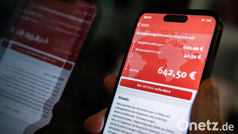 Kostenlose Unterstützung: Die Verbraucherzentrale NRW hilft und unterstützt Reisende mit ihrer Flugärger-App. Bild: Zacharie Scheurer/dpa-tmn